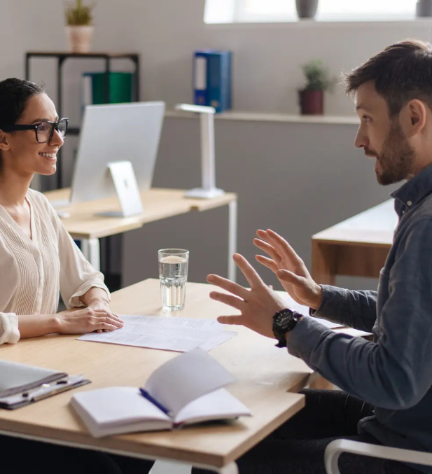 HR recruitment consultation meeting